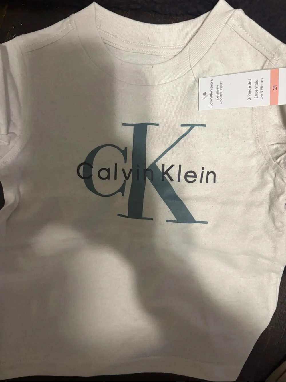 Calvin Klein Kids Long Sleeve Logo Tee in Off-White